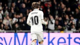 Modric de CR7 gibi gidiyor!