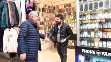 TARİHİ UZUN ÇARŞIMIZI ESNAFIMIZLA EL ELE OMUZ OMUZA YENİDEN ESKİ GÜNLERİNE KAVUŞTURACAĞIZ.”