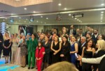 NİDAL HÜZMELİ’YE 100 GÜÇLÜ İNSAN BAŞARI ÖDÜLÜ VERİLDİ