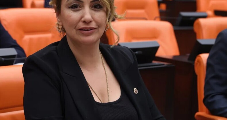 YILDIRIM KARA: EĞİTİMİ SİL BAŞTAN TARTIŞMALIYIZ