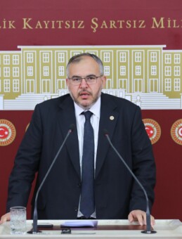 ÇALIŞKAN: ÇIKARILAN YASALAR HALKIN BEKLENTİLERİNİ KARŞILAMIYOR*