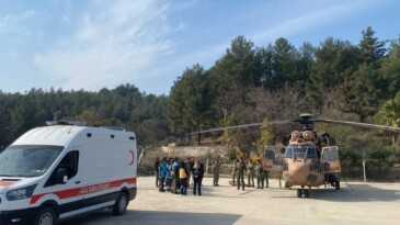 Helikopterden Kara Ambulansına Hasta ve Yaralı Tahliyesi Eğitimi