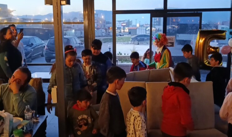 ÇOCUKLARIN YÜZÜ GÜLSÜN