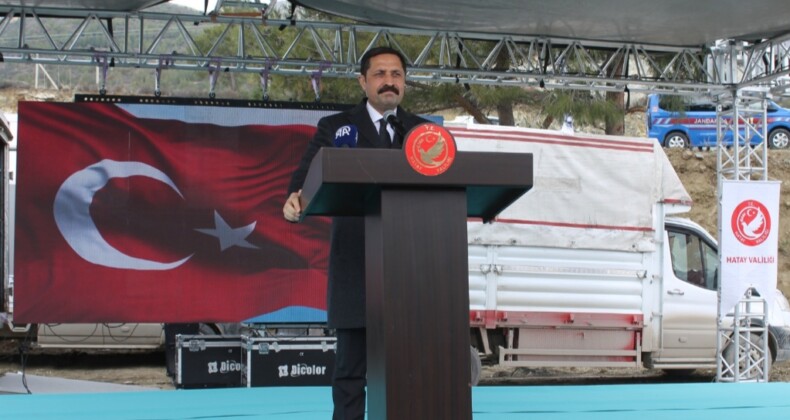 EN ZOR ZAMANIMIZDA VALİ MASATLI VARDI