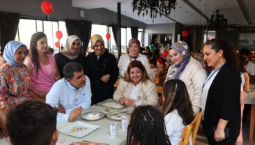 ÇOCUKLARIN MUTLULUĞU DÜNYAYA DEĞER