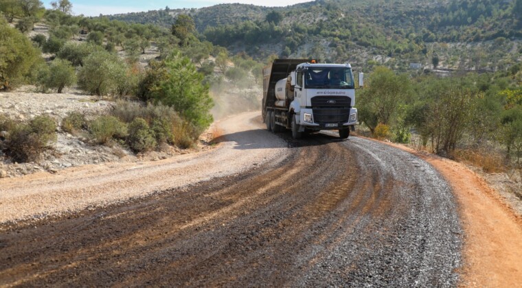 YAYLADAĞI’NDAN ALTINÖZÜ’NE ULAŞIM KOLAYLAŞTI