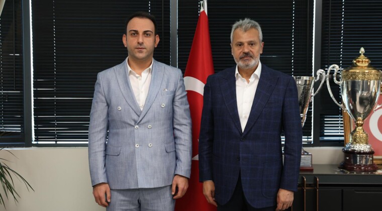 DEFNE BELEDİYE BAŞKANI HALİL İBRAHİM ÖZGÜN HATAY BÜYÜKŞEHİR BELEDİYE BAŞKANI MEHMET ÖNTÜRK’Ü ZİYARET ETTİ