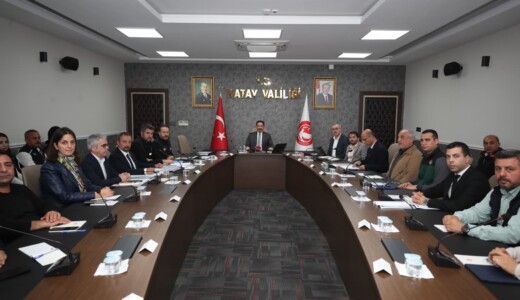 HATAY’DA TOKİ AFET KONUTLARI DEĞERLENDİRME TOPLANTISI GERÇEKLEŞTİ