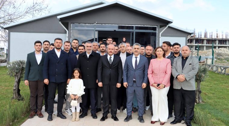 Ülkü Ocakları Hatay’da Bayramlaşma Coşkusu