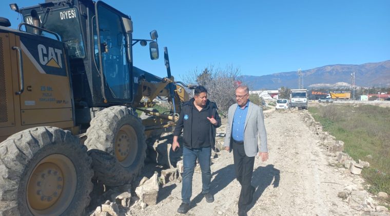 BAŞKAN YAPAR, HABİB-İ NECCAR KAVŞAĞI ÇEVRESİNDEKİ YOL ÇALIŞMALARINI İNCELEDİ