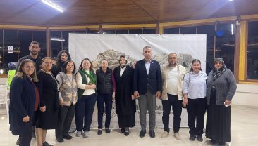 HUZUREVİ SAKİNLERİ VE YENİ EVLİ ÇİFTLER AYNI İFTAR SOFRASINDA BULUŞTU