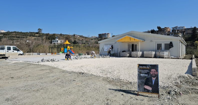 KARAÇAY MAHALLESİ ÇOK AMAÇLI SALONUNDA ÇALIŞMALAR SÜRÜYOR.