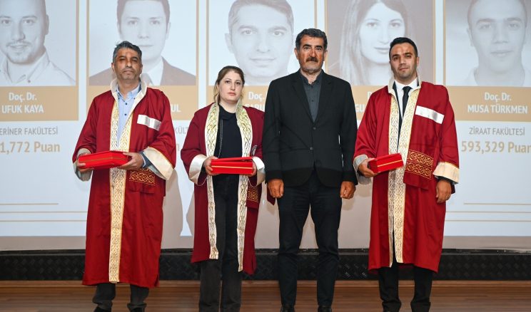 Akademik Atama, Yükselme ve Başarı Ödül Töreni