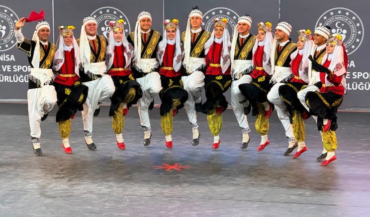 Hatay Depki Halk Oyunları Ekibi Türkiye Üçüncüsü Oldu