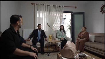 HATAY VALİSİ MUSTAFA MASATLI, ATATÜRK CADDESİ’NDE YENİ YUVASINA KAVUŞAN ÇUHADAR AİLESİNE MİSAFİR OLDU